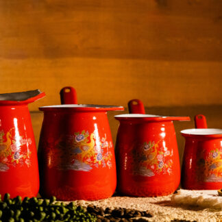 Classic Enamel Coffee Pots - Set of 4 - Red